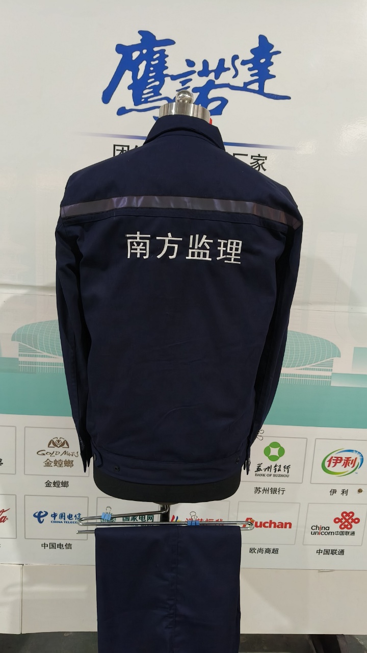 b09e18ecf2df3404dcfb4d0ce54163ed.jpg